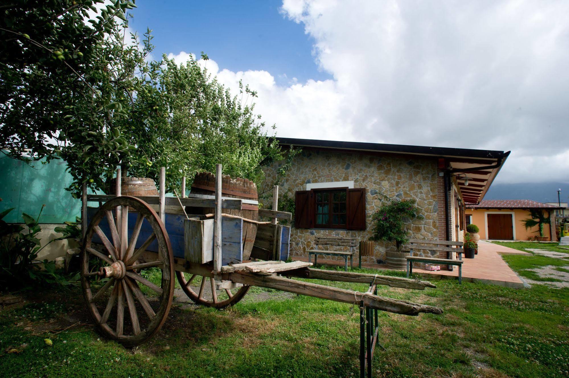 Azienda Agrituristica Vivi Natura Bauernhof Pompei